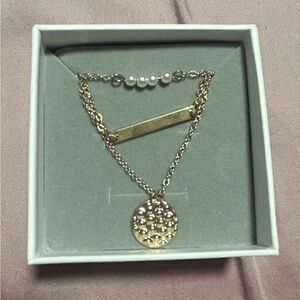 Elegant 3-in1 Gold Necklace with Pearl Accents